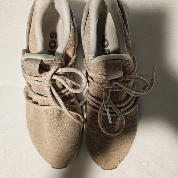 Sorel Kinetic Sneakers Size 8.5 Cream Tones - Picture 2 of 6